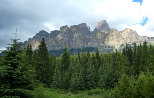 BanffCastleMountain0413