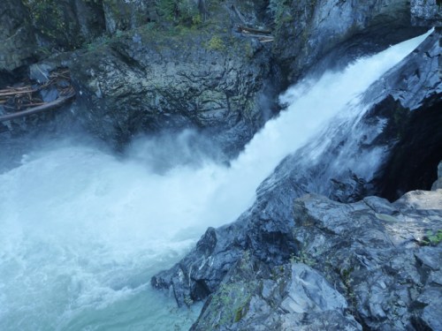 Sea2SkyNairnFalls0335